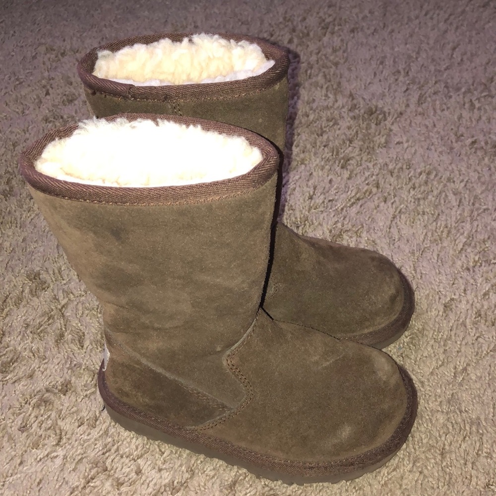 Tall ugg boots